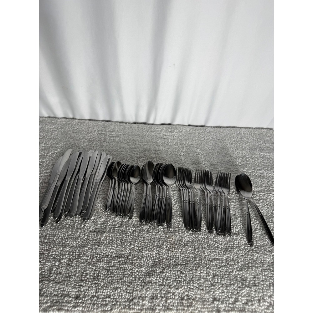 Simeon L. & George H. Rogers Co Stainless Flatware Enchantment‎ Set 77pc - Picture 10 of 11